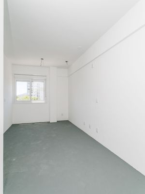 Image 7 - 184055