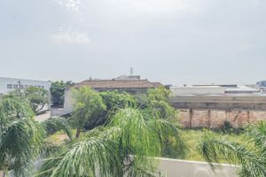 Image 11 - 184058