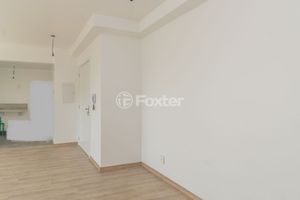 Image 6 - 184058