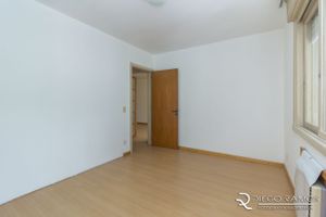 Image 8 - 184086