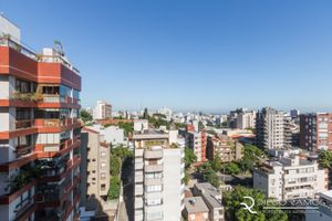 Image 12 - 184100