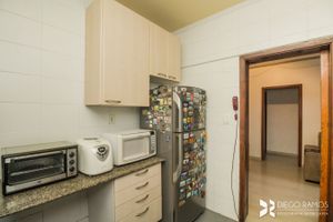 Image 13 - 184145