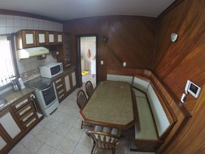 Image 13 - 184152
