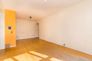 Image 3 - 184205