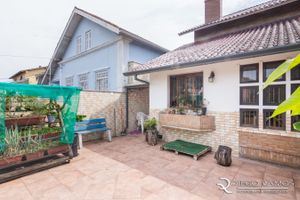 Image 27 - 184218