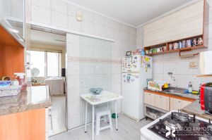Image 13 - 184219