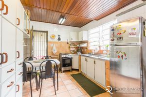 Image 21 - 184246