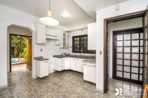 Image 35 - 184297