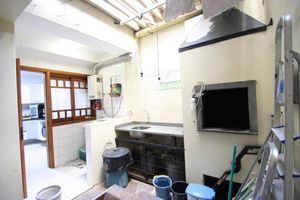 Image 6 - 184624