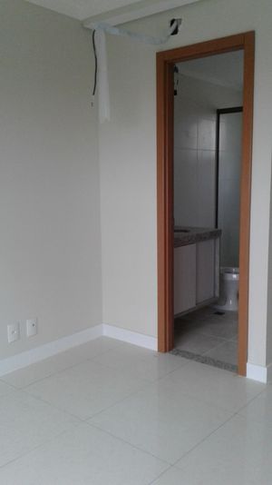 Image 6 - 184817