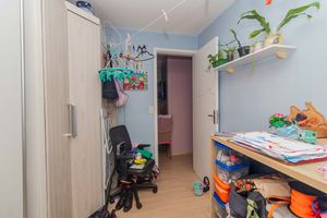 Image 5 - 184821