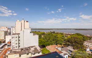 Image 14 - 185010