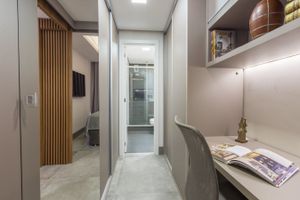Image 10 - 185016