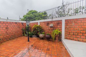 Image 12 - 185146