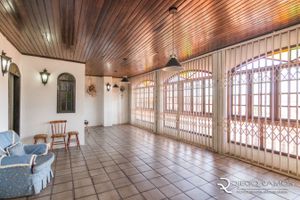Image 31 - 185147