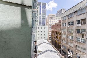 Image 10 - 185221