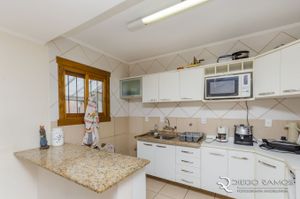 Image 24 - 185231