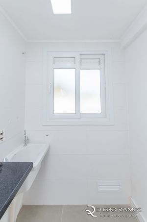 Image 13 - 185242