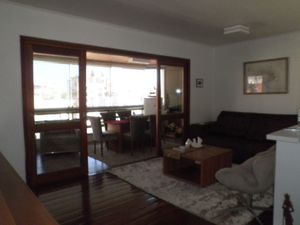 Image 4 - 185243