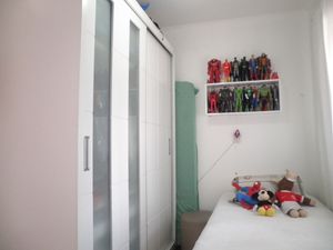 Image 11 - 185243