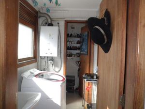 Image 15 - 185243
