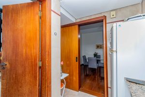 Image 16 - 185305