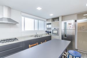 Image 18 - 185312