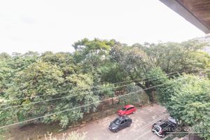 Image 14 - 185327