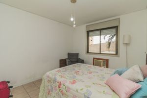 Image 11 - 185328