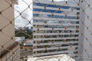 Image 9 - 185438