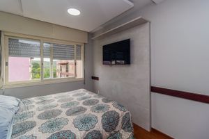 Image 17 - 185554