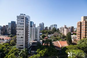 Image 12 - 185651