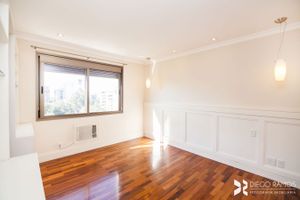 Image 13 - 185651