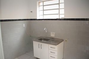 Image 4 - 185653