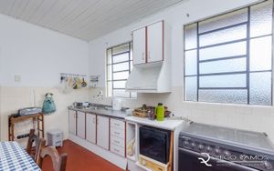 Image 15 - 185659