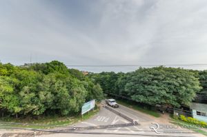 Image 19 - 185706