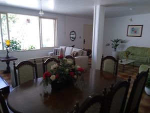 Image 7 - 185718