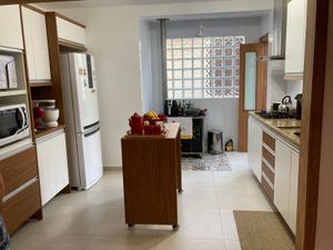 Image 12 - 185749
