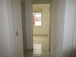 Image 8 - 185848