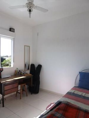 Image 12 - 185888