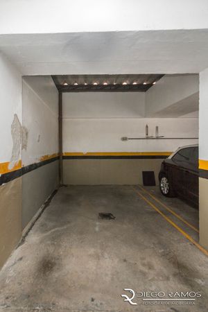 Image 18 - 185912