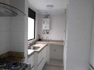 Image 13 - 185912