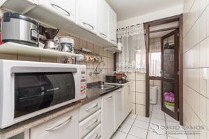 Image 11 - 185953