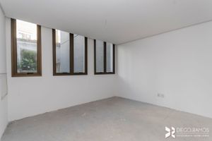 Image 10 - 186124
