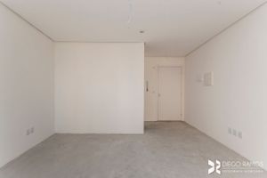 Image 11 - 186126