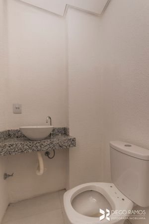 Image 12 - 186126
