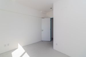 Image 15 - 186205