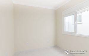 Image 8 - 186400