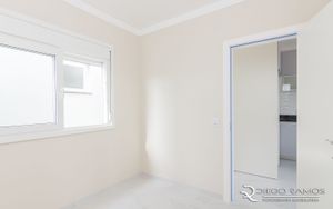 Image 9 - 186400