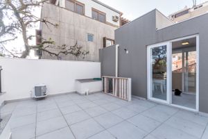 Image 10 - 186564